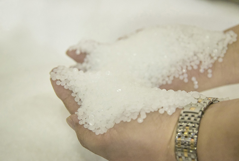 引進新的線上氟化技術